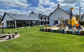 Amelia Resort